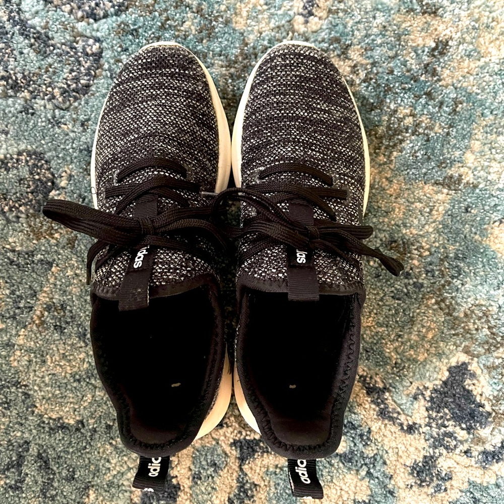 Women’s Adidas shoes. Size 7.